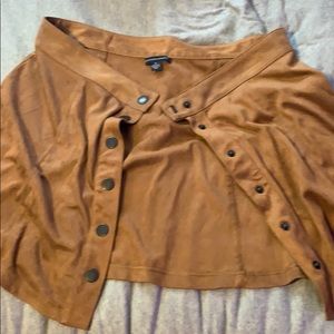 button up brown suede american eagle skirt